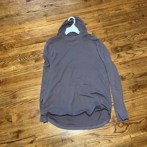 Lulu hoodie t shirt or lightweight sweatshirt